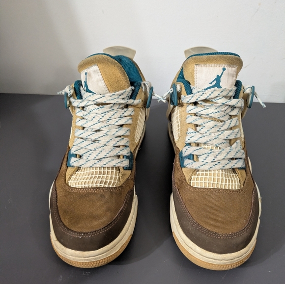 Youth Nike Air Jordan Reteo Brown and Cream Sneakers - Picture 13 of 13